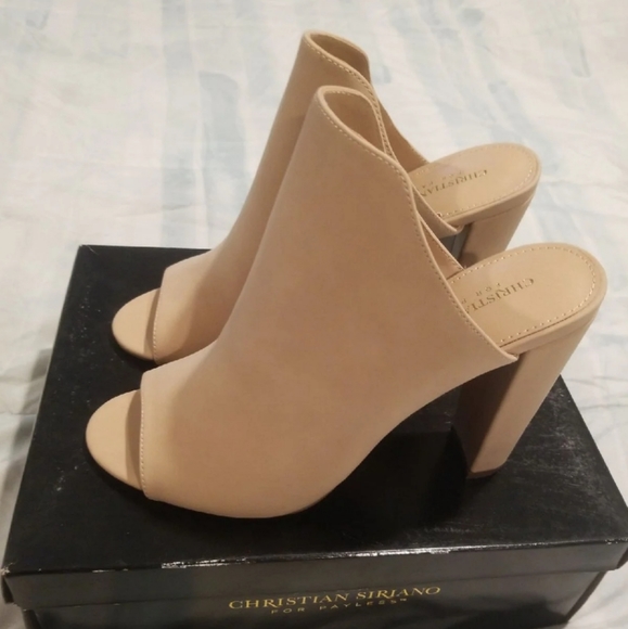 Christian Siriano Suede heels - Picture 2 of 6